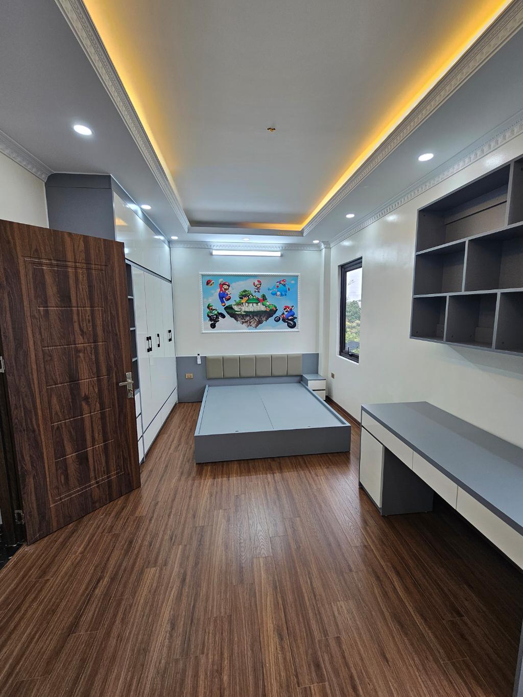 Nhà 5 tầng  Thang máy xịn  View hồ – phân lô cán bộ Tam Trinh  Giá 12.8 tỷ<br>MỘT KHOẢNG TRỜI RIÊNG - Ảnh 3