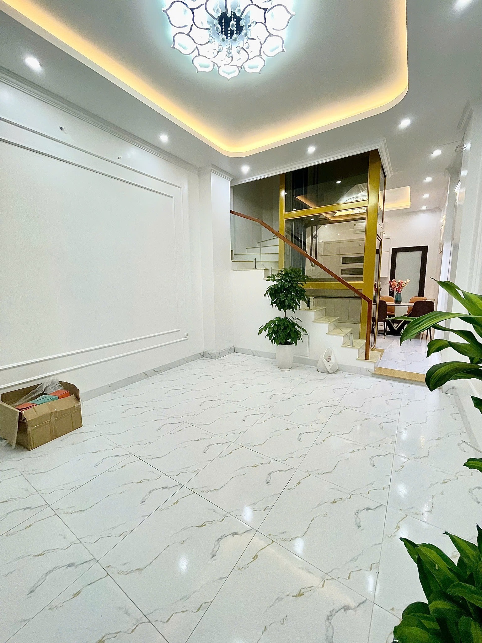 BÁN NHÀ PHÂN LÔ PHỐ THÁI HÀ, ĐỐNG ĐA, 45M2, 5T, THANG MÁY, Ô TÔ VÀO NHÀ, 2 THOÁNG TRƯỚC SAU. Ở SƯỚNG - Ảnh 3