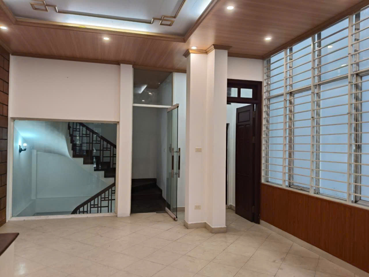 HIẾM KIM NGƯU, Ô TÔ ĐỖ CỬA VÀO NHÀ,  MẶT TIỀN KHỦNG, KINH DOANH 52M CHỈ 11 TỶ 0965549363 - Ảnh 1