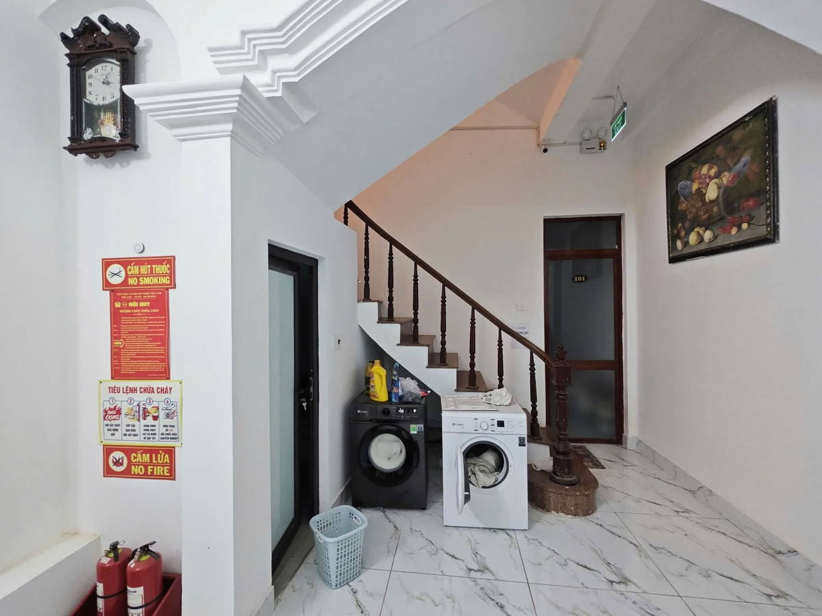 Bán Nhà Đường Láng. Đống Đa. DT 75m2. MT 4,8m. 5 Tầng. Giá 14,1 Tỷ. - Ảnh 3