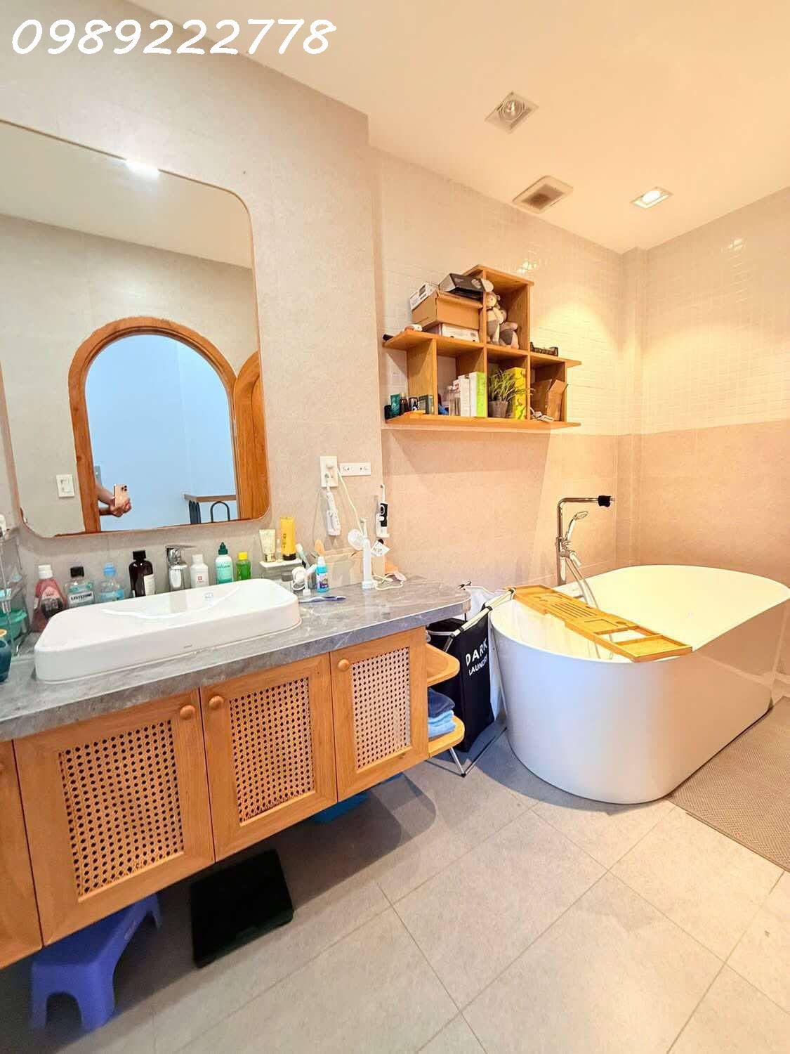 SIÊU PHẨM [#QUẬN_10]—P11 - HẺM XE HƠI - LÔ GÓC - SIÊU ĐẸP- FULL NỘI THẤT CAO CẤP- 4.2X14M - 5 TẦNG - Ảnh 3