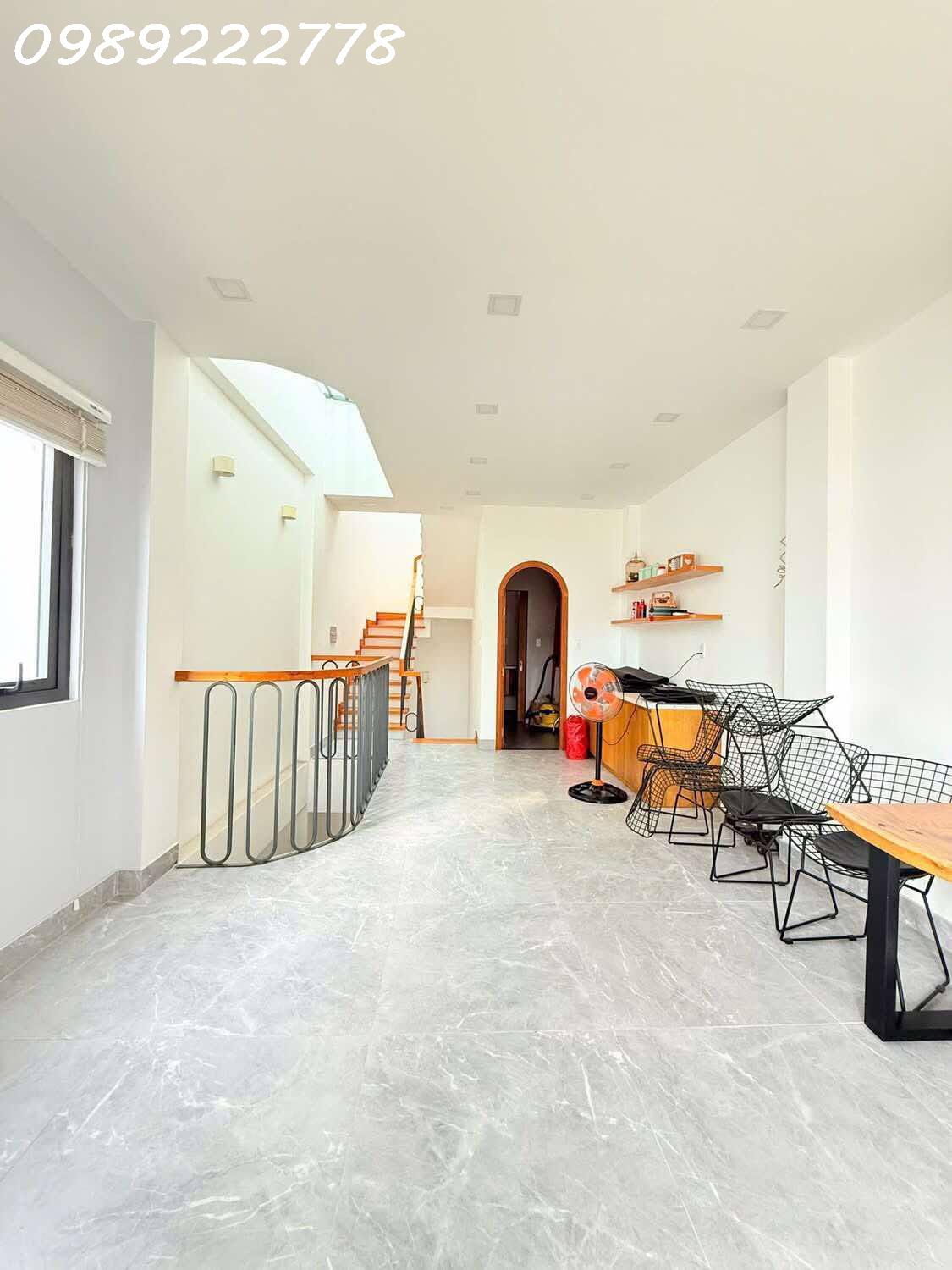 SIÊU PHẨM [#QUẬN_10]—P11 - HẺM XE HƠI - LÔ GÓC - SIÊU ĐẸP- FULL NỘI THẤT CAO CẤP- 4.2X14M - 5 TẦNG - Ảnh 2