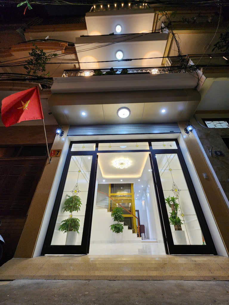 Bán nhà khu VIP Thái Hà, phân lô ô tô vào nhà, 5 tầng TM mới đẹp, nhỉnh 16 tỷ - Ảnh chính