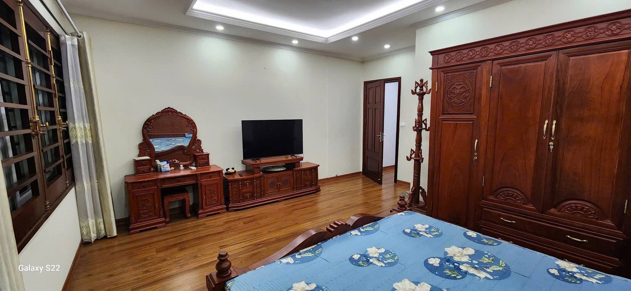 Bán nhà phố Chùa Bộc 60m2, 5T, lô góc 3 mặt tiền Gara ô tô giá chỉ 25 tỷ hiếm Đống Đa - Ảnh chính