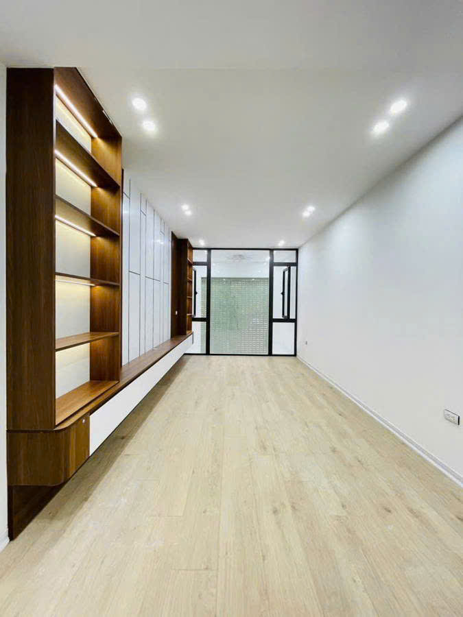 Nhà mới đẹp, trung tâm Đống Đa, Ô TÔ đỗ cửa, 40m x 7 tầng Thang máy.LH: 0845369333 - Ảnh 2
