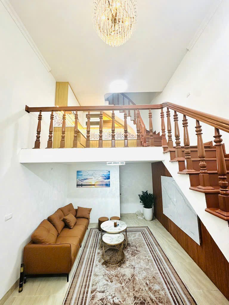 Nhà quận Đống Đa - Cách mặt phố Nguyễn Lương Bằng 15M - Gần phố - Ảnh 1