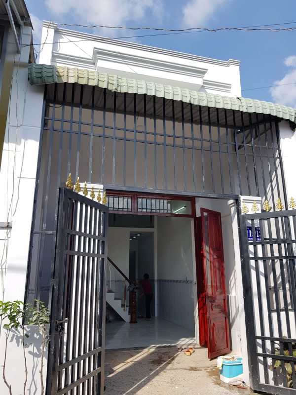 Bán gấp Nhà Giá 780tr Tân Phú Trung Củ Chi Rộng 81m2 SHR Bán Gấp - Ảnh chính