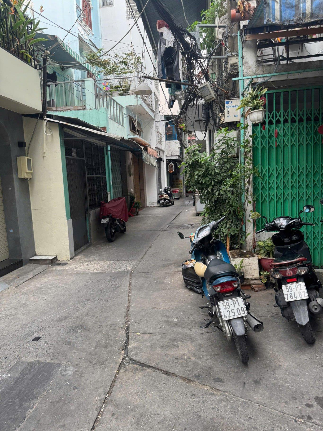 **Bán nhà hẻm Nguyễn Trọng Tuyển** p3, quận Tân Bình; (5*9) 3 tầng, 6 tỷ - Ảnh 3
