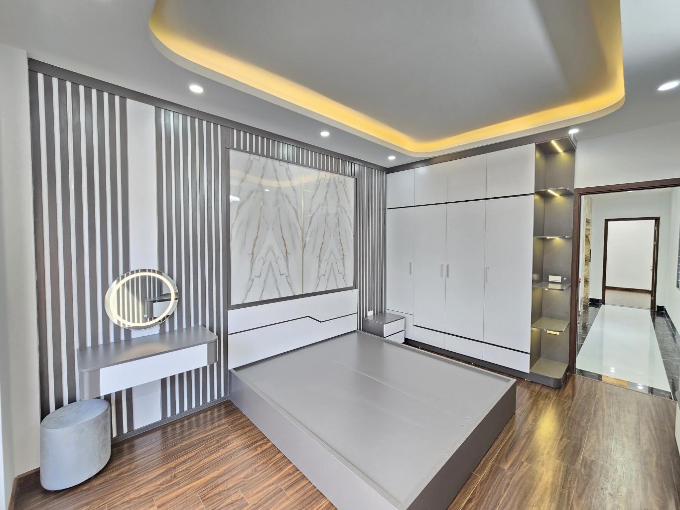 HIẾM- NHÀ VĂN QUÁN-HÀ ĐÔNG 32M X 5 TẦNG; 3 NGỦ GIÁ 5,02 TỶ Ở NGAY - Ảnh 2