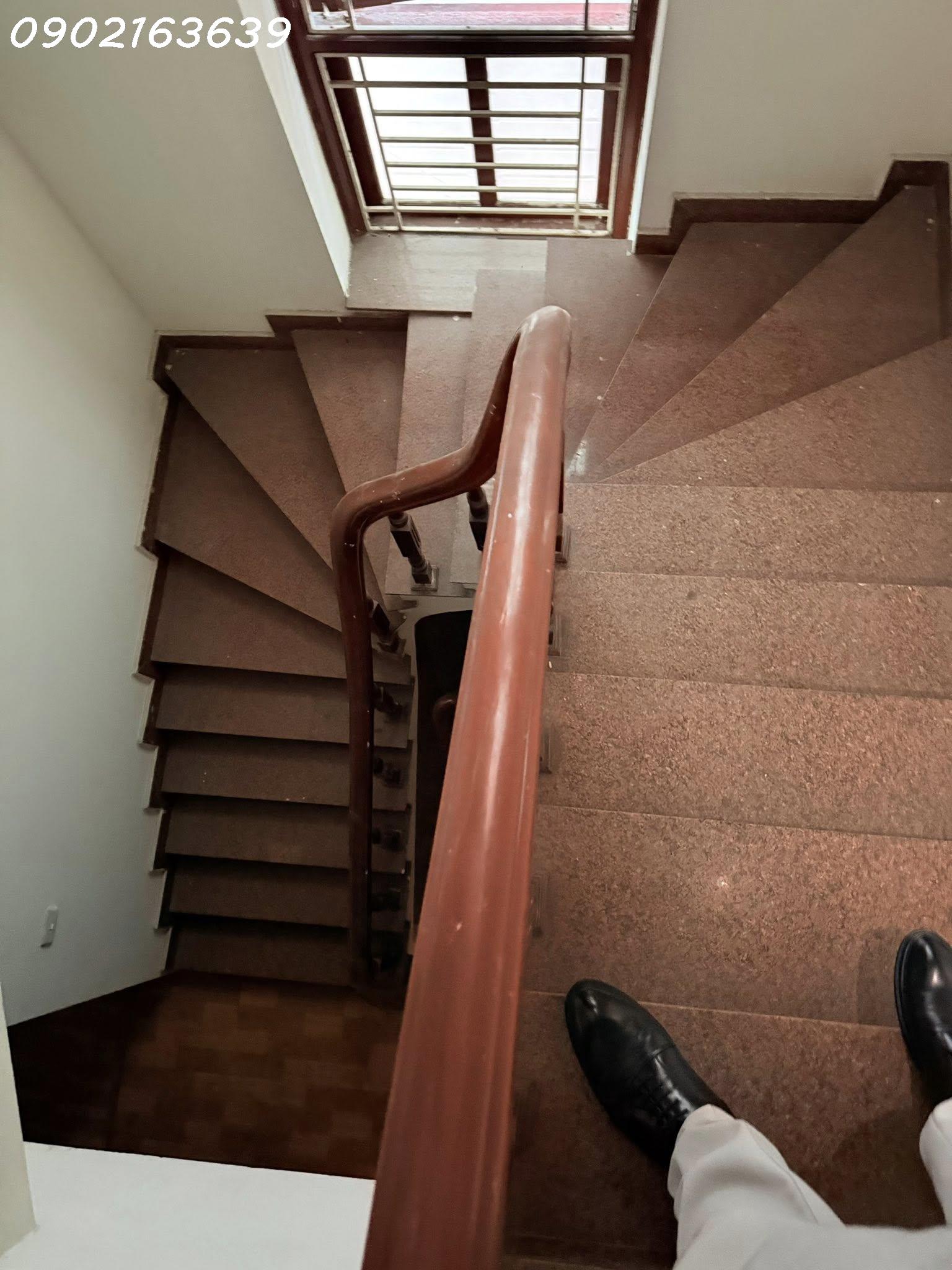 Bán LK phố Ngụy Như Kon Tum - Thanh Xuân, 148m2 x 5 tầng, giá 41,8 tỷ - Ảnh 2