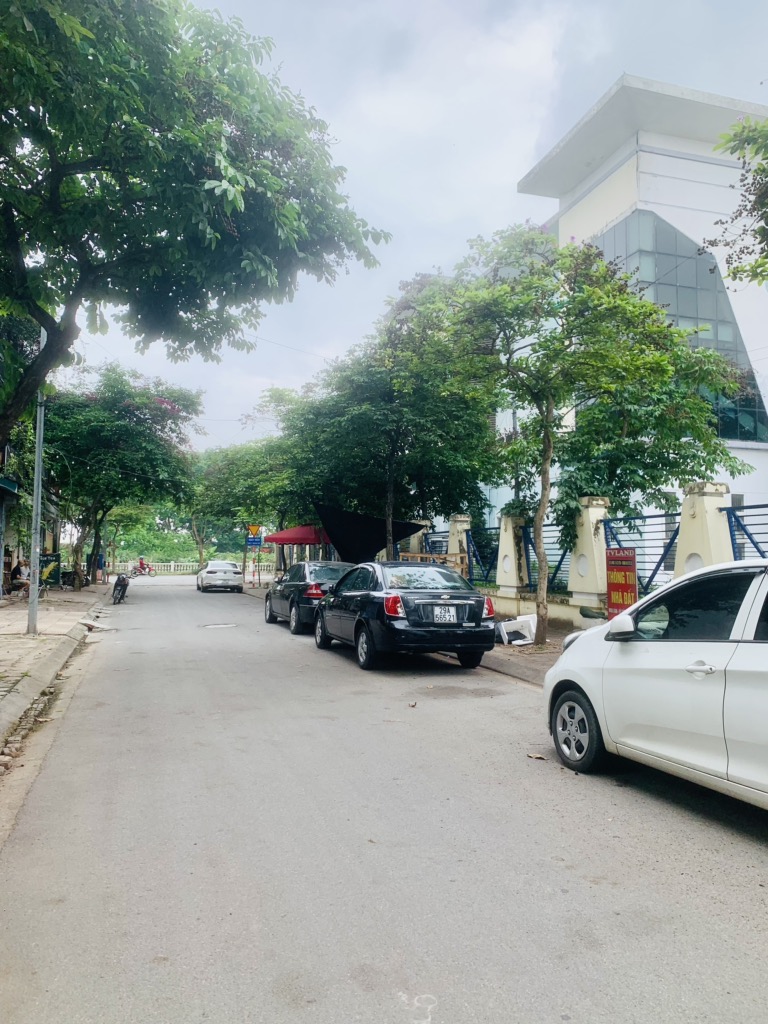 PHÚC LỢI 16tỷ MẶT TIỀN 6m,PHÂN LÔ VỈA HÈ Ô TÔ TRÁNH NHAU,LONG BIÊN HÀ NỘI - Ảnh 2
