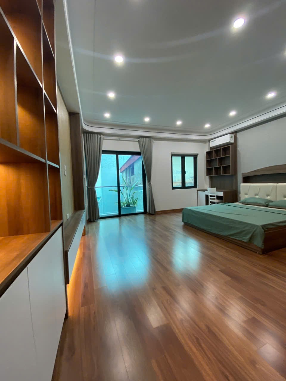 NHÀ ĐẸP ĐÀM QUANG TRUNG - LONG BIÊN – 6 TẦNG – GẦN AEON – GIÁ HỢP LÝ - Ảnh 2