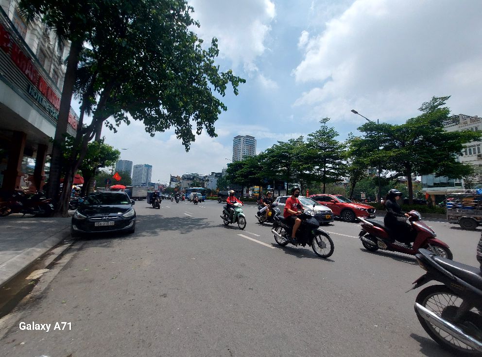 BÁN NHÀ MẶT PHỐ NGUYỄN ĐỨC CẢNH, HOÀNG MAI, 118M2, VỈA HÈ 3M, KD SẦM UẤT, VĂN PHÒNG CTY, 2 Ô TÔ - Ảnh chính