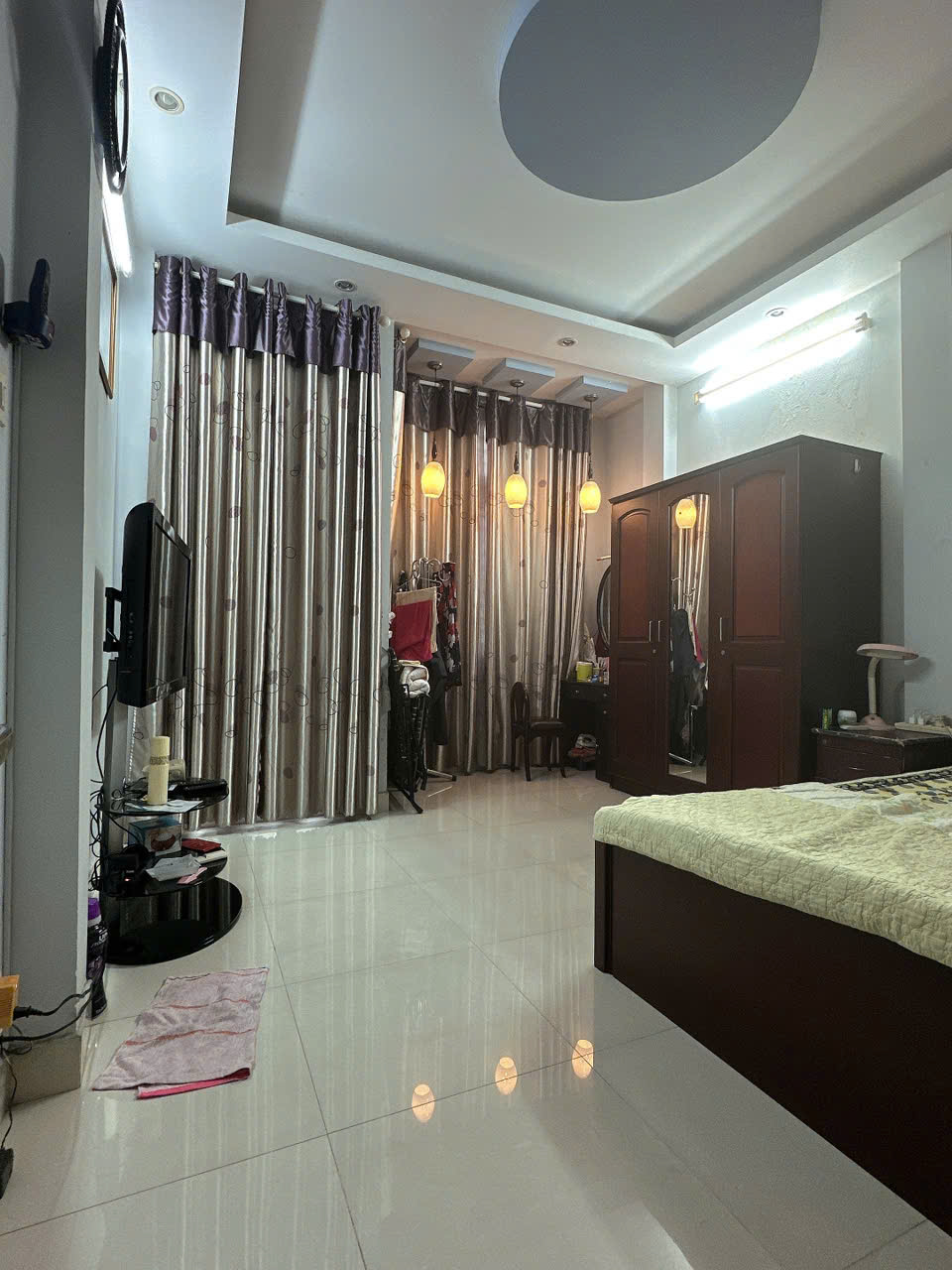 Nhà phố HIẾM Q.4 hẻm 8m Khánh Hội DTS 130m2 ngang 4m vị trí đẹp sát vách Q1 chỉ 12.5 tỷ. - Ảnh 4