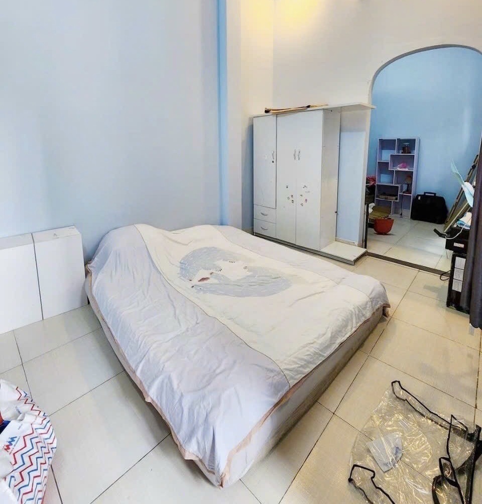Bán Nhà Đường 39, BÌNH TRƯNG TÂY, QUẬN 2: 3 TẦNG – 72M² – CHỈ NHỈNH 6 Tỷ – Ô Tô NGỦ TRONG NHÀ - Ảnh chính
