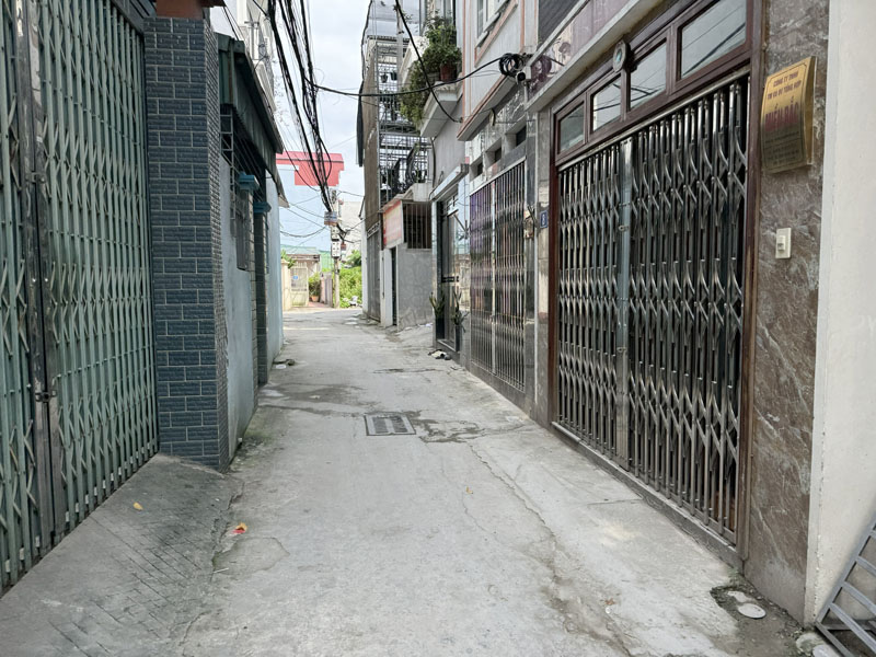 Đầu Tư An Toàn - DT: 44,7m2 nhà cấp 4 ngõ 197/80 Phúc Lợi. Ngõ thông, nở hậu, gần chợ - Ảnh 1