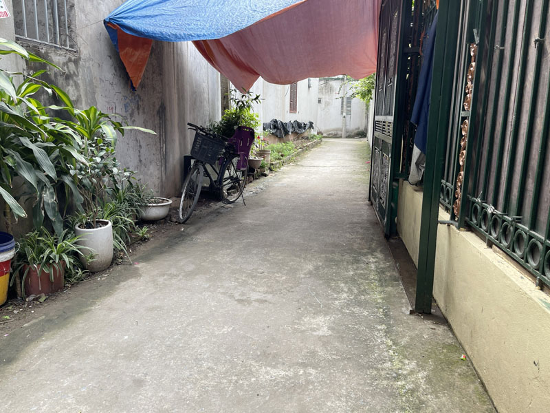 Đầu Tư An Toàn - DT: 44,7m2 nhà cấp 4 ngõ 197/80 Phúc Lợi. Ngõ thông, nở hậu, gần chợ - Ảnh 2