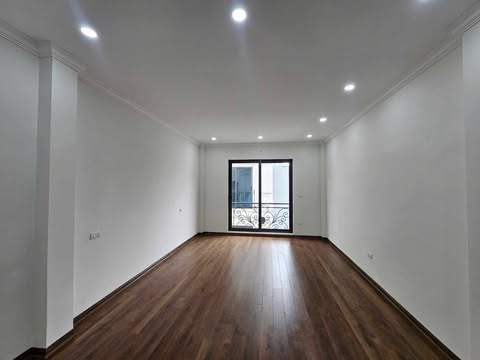 BÁN NHÀ PHÂN LÔ OTO HÓT VIP PHỐ TRUNG KÍNH CẦU GIẤY KDVP  50M2 4 TẦNG MT5M 12 TỶ - Ảnh 4