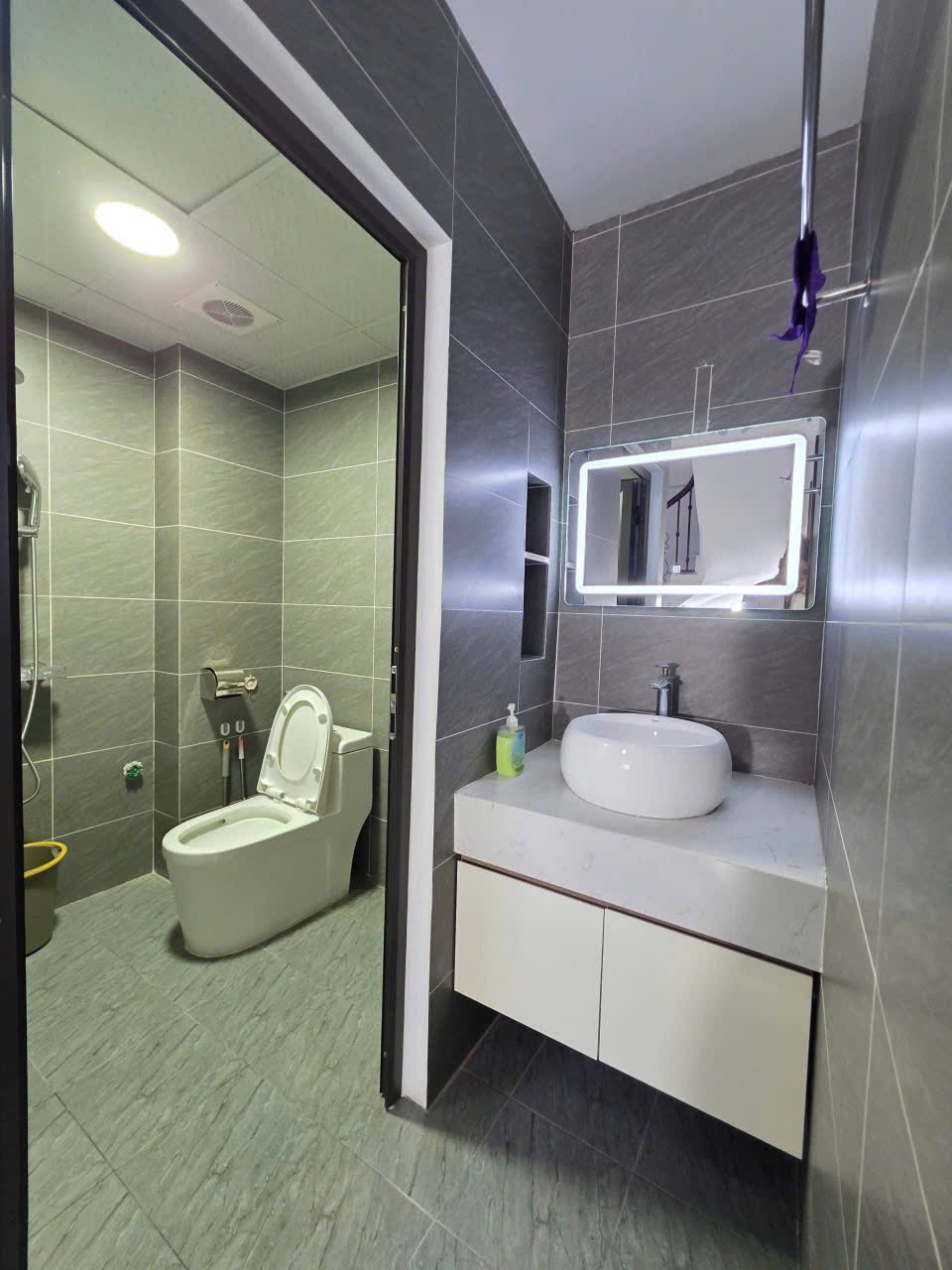 SIÊU ĐẸP ĐỘI CẤN- BA ĐÌNH,NGÕ RỘNG -42M2 x 5 Tầng,4 PN ĐỦ CÔNG NĂNG -CHỈ VIỆC VỀ Ở - Ảnh 2