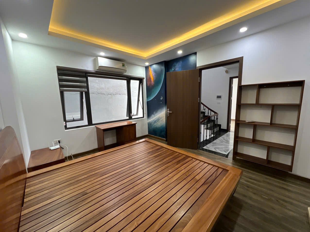 SIÊU ĐẸP ĐỘI CẤN- BA ĐÌNH,NGÕ RỘNG -42M2 x 5 Tầng,4 PN ĐỦ CÔNG NĂNG -CHỈ VIỆC VỀ Ở - Ảnh 1