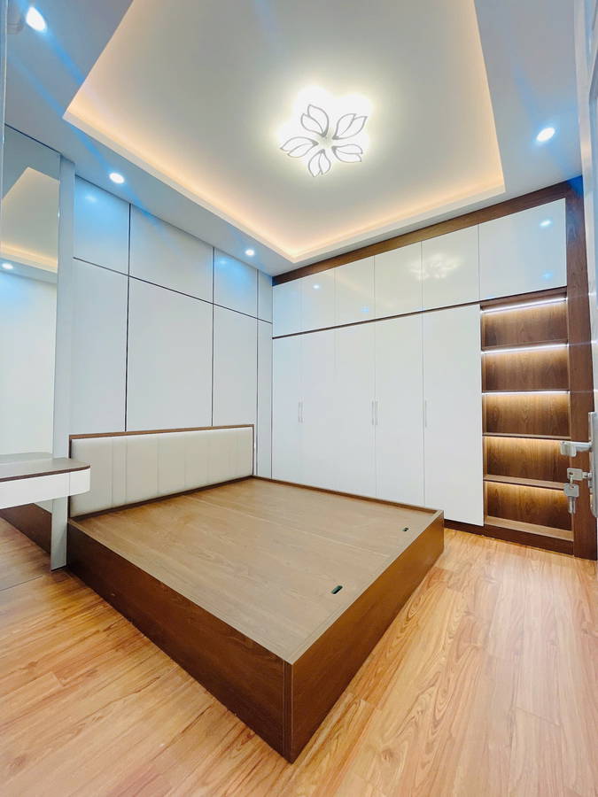 LÔ GÓC 33M2 HAI THOÁNG , NGÕ THÔNG , 50M RA  Ô TÔ , BÙI XƯƠNG TRẠCH THANH XUÂN , 4 TẦNG . - Ảnh 1