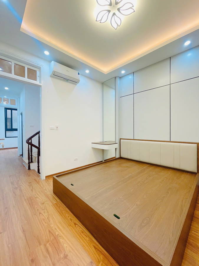 LÔ GÓC 33M2 HAI THOÁNG , NGÕ THÔNG , 50M RA  Ô TÔ , BÙI XƯƠNG TRẠCH THANH XUÂN , 4 TẦNG . - Ảnh 2