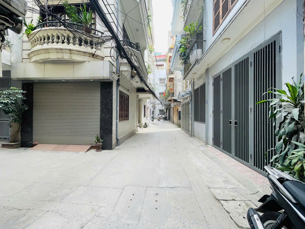 NHÀ NGUYỄN KHANG, 2 THOÁNG, GẦN PHỐ, Ô TÔ, FULL NỘI THẤT CHỈ 13.8 TỶ - Ảnh chính