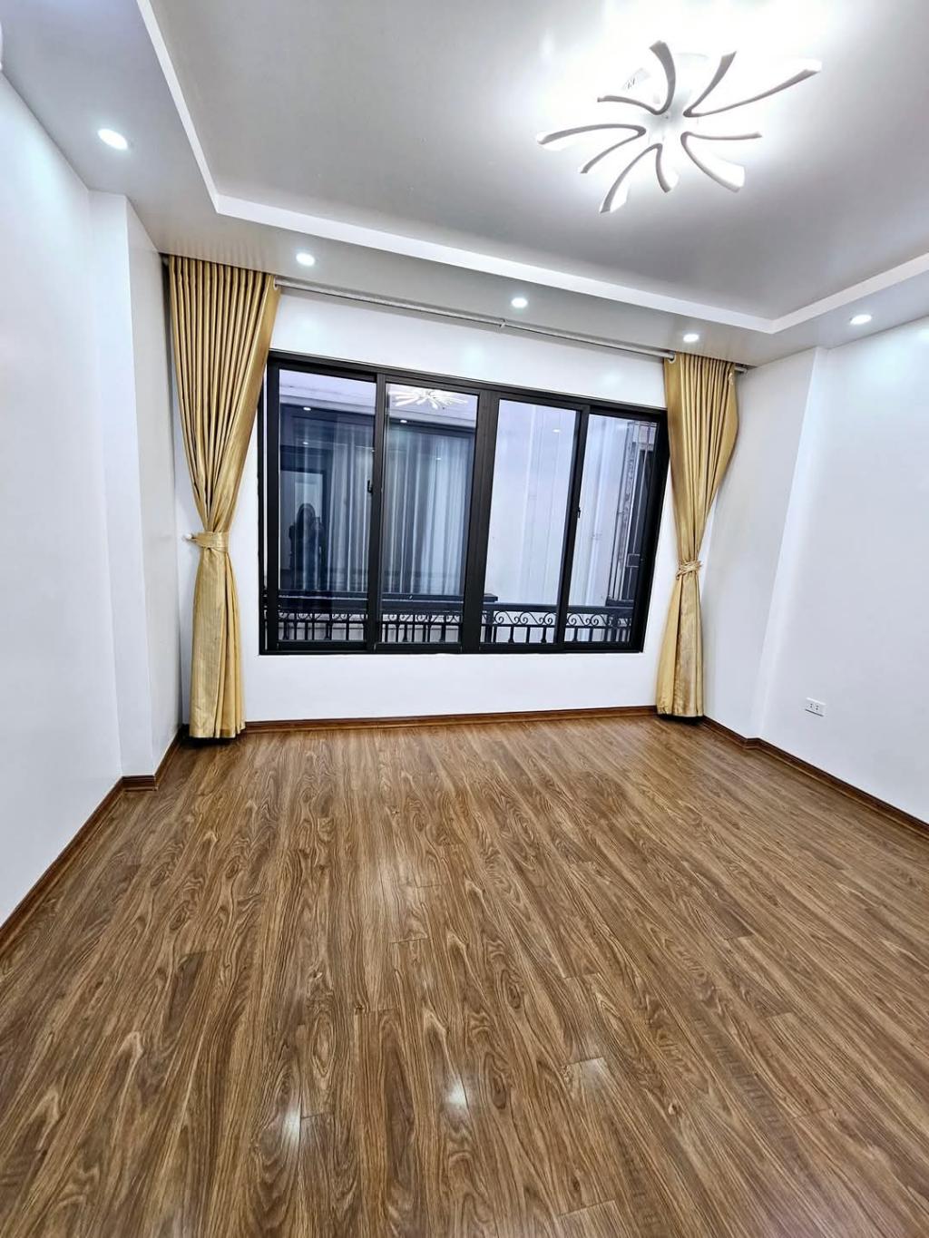 SIÊU PHẨM CẦU GIẤY - 7 PHÒNG RỘNG - Ở HAY CH0 THUÊ ĐỀU ỔN - TIỆN ÍCH BẠT NGÀN - Ảnh 2