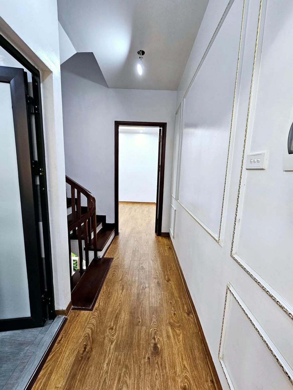SIÊU PHẨM CẦU GIẤY - 7 PHÒNG RỘNG - Ở HAY CH0 THUÊ ĐỀU ỔN - TIỆN ÍCH BẠT NGÀN - Ảnh 4