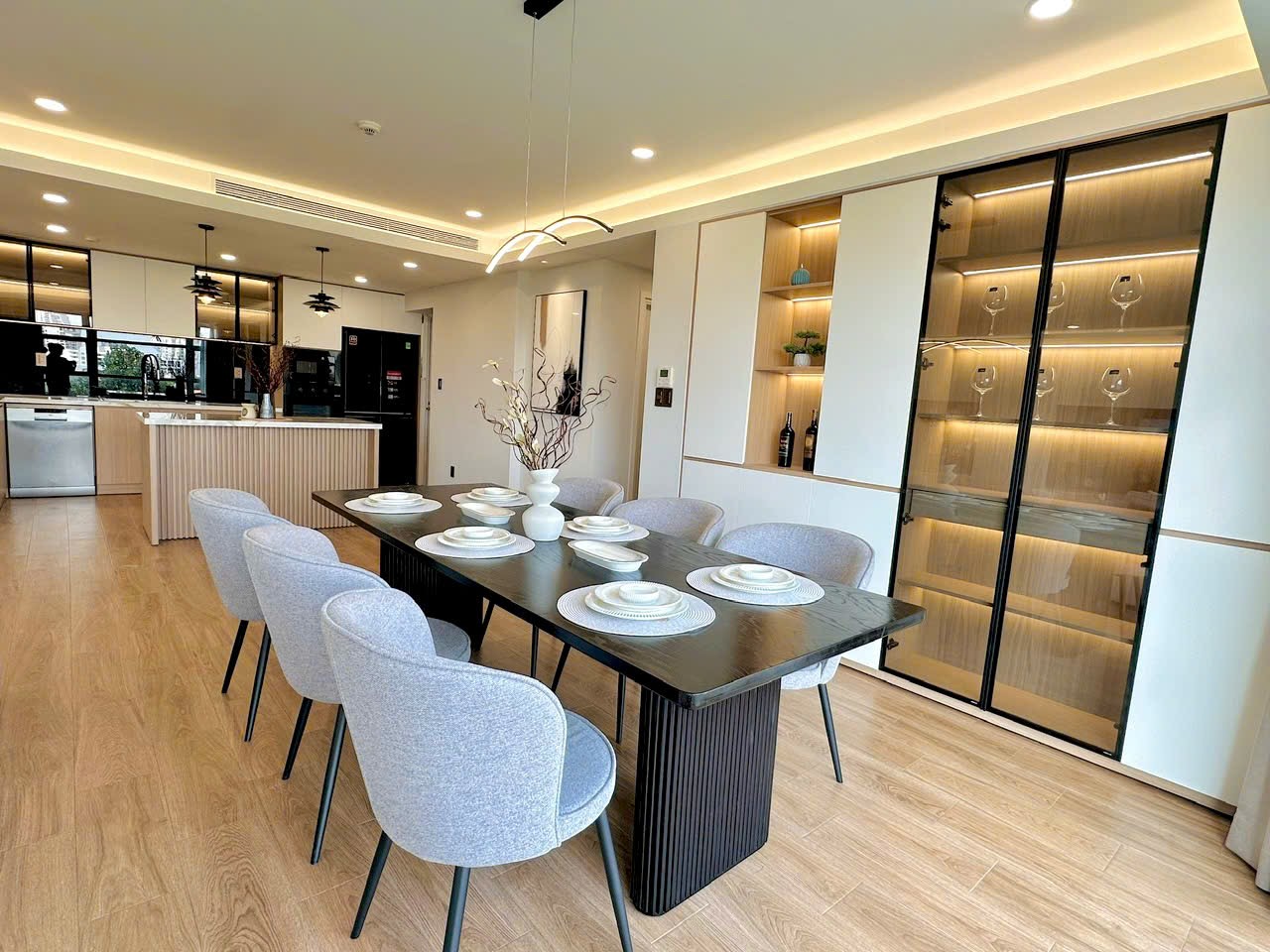 Cần bán nhanh căn hộ Happy Valley, PMH, Q7, 135m2, 3PN nhà mới đẹp, giá chỉ 11,3 tỷ - Ảnh 1