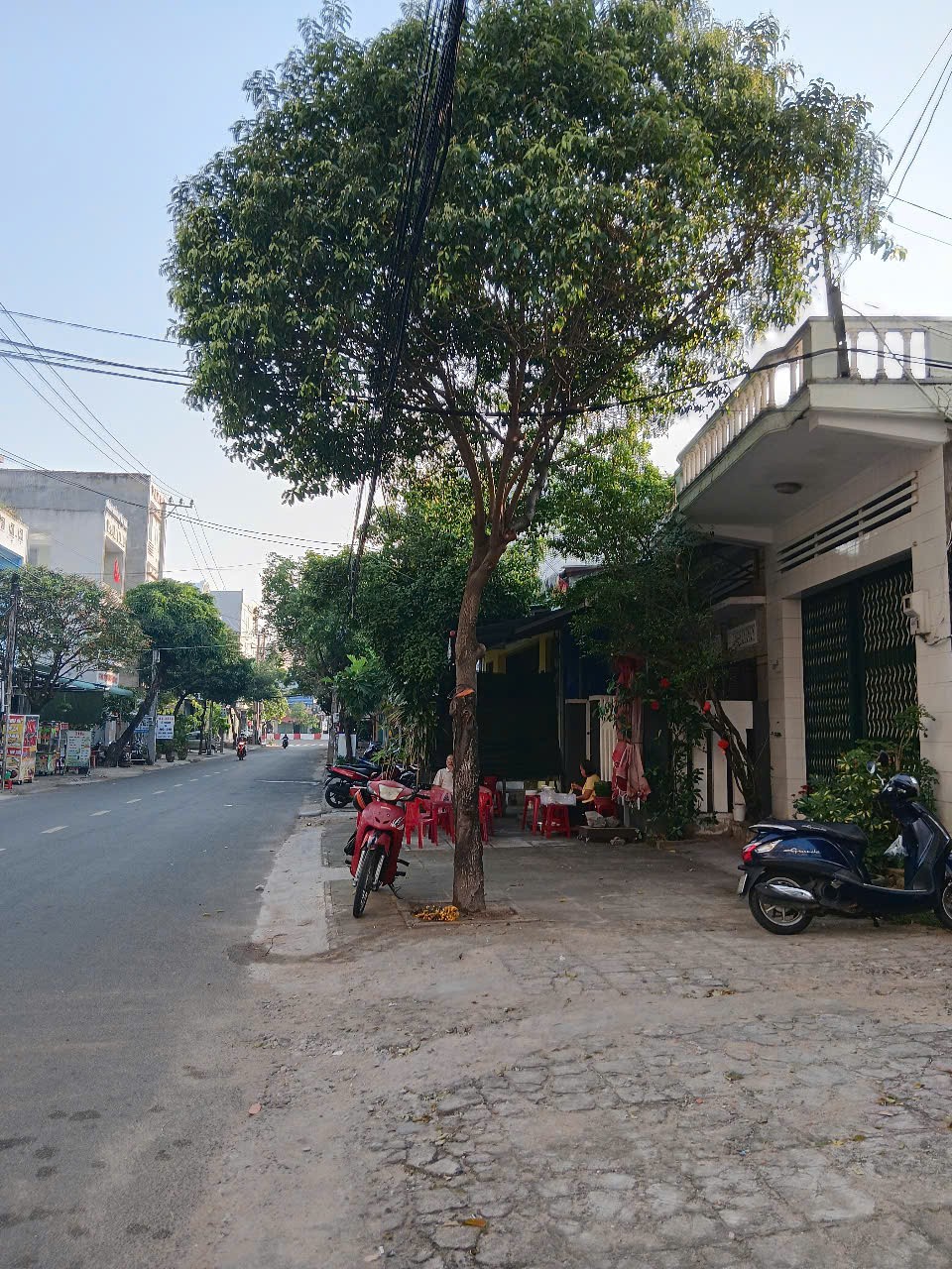 NHÀ MẶT TIỀN -  GIÁ ĐẦU TƯ  - CẦN BÁN CĂN NHÀ LÔ GÓC TẠI 261B Nguyễn Công Trứ, P4, TP Tuy Hòa, Phú - Ảnh 4