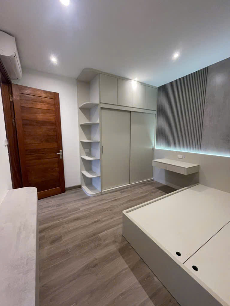 NHÀ DÂN XÂY, MỚI KOONG LÂM HẠ 60M, 5T, MT4M, GARA, THANG MÁY, Ô TÔ THÔNG, NỘI THẤT CƠ BẢN. - Ảnh 1