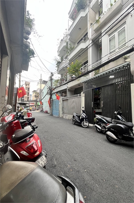 BÁN GẤP Cách Mạng Tháng Tám 14.2 tỷ -  Quận 3 Hồ Chí Minh -NHÀ HẺM XE HƠI-SÁT MẶT TIỀN-💥Diện tích: - Ảnh chính