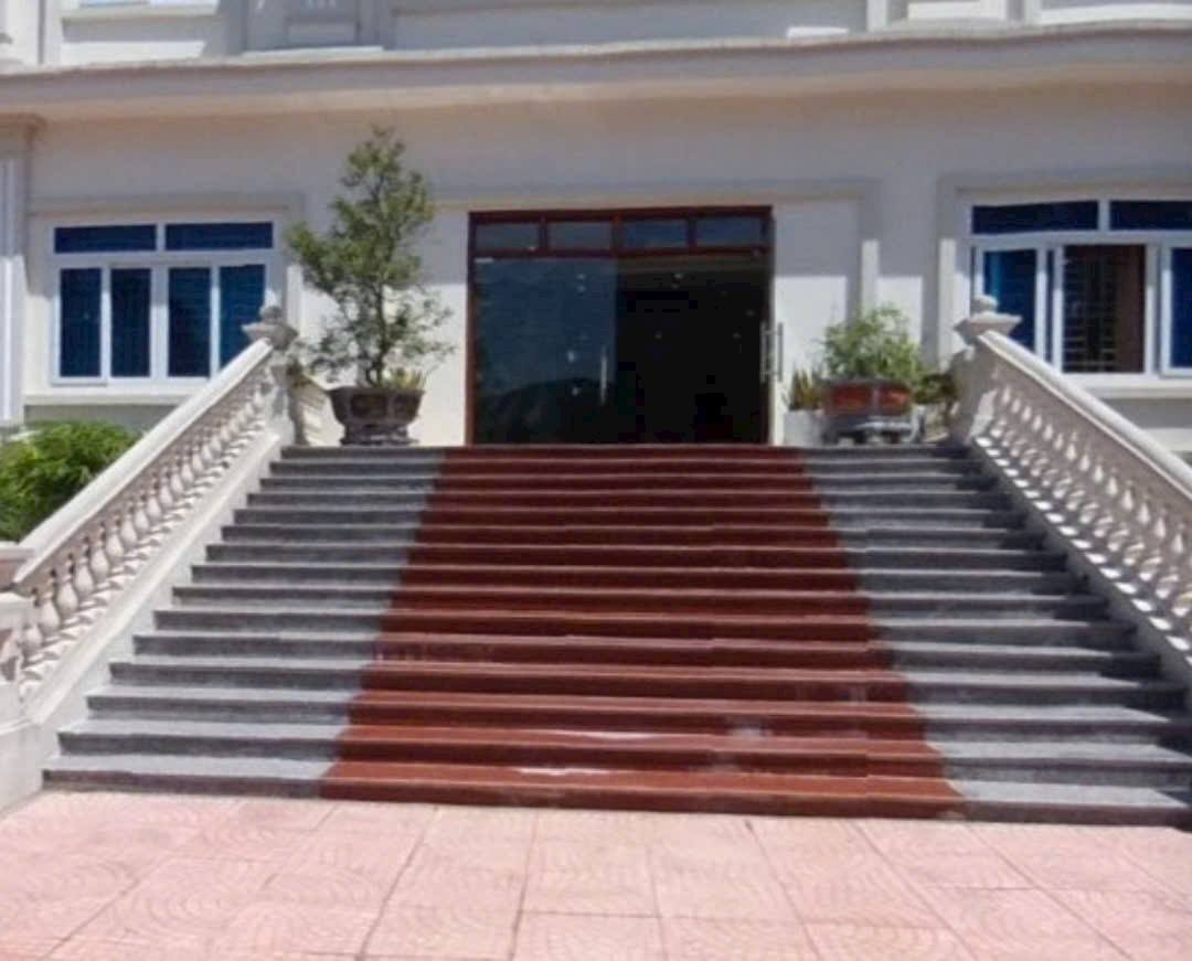 Bán gấp Khách sạn 1094m2, mt20m, 6T, 32 tỷ, Sóc Sơn. - Ảnh 1