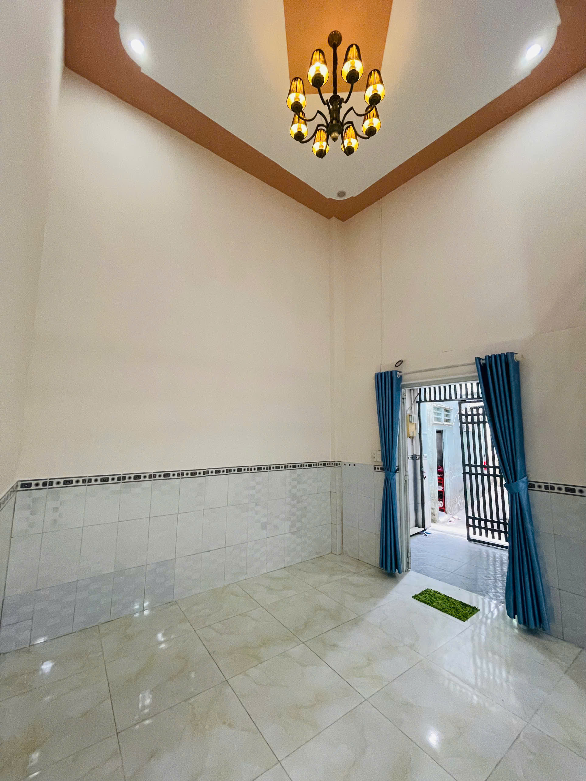 Bán nhà hẻm đường 14 Linh Chiểu gần chợThủ Đức, sổ riêng 48m2 - Ảnh 1