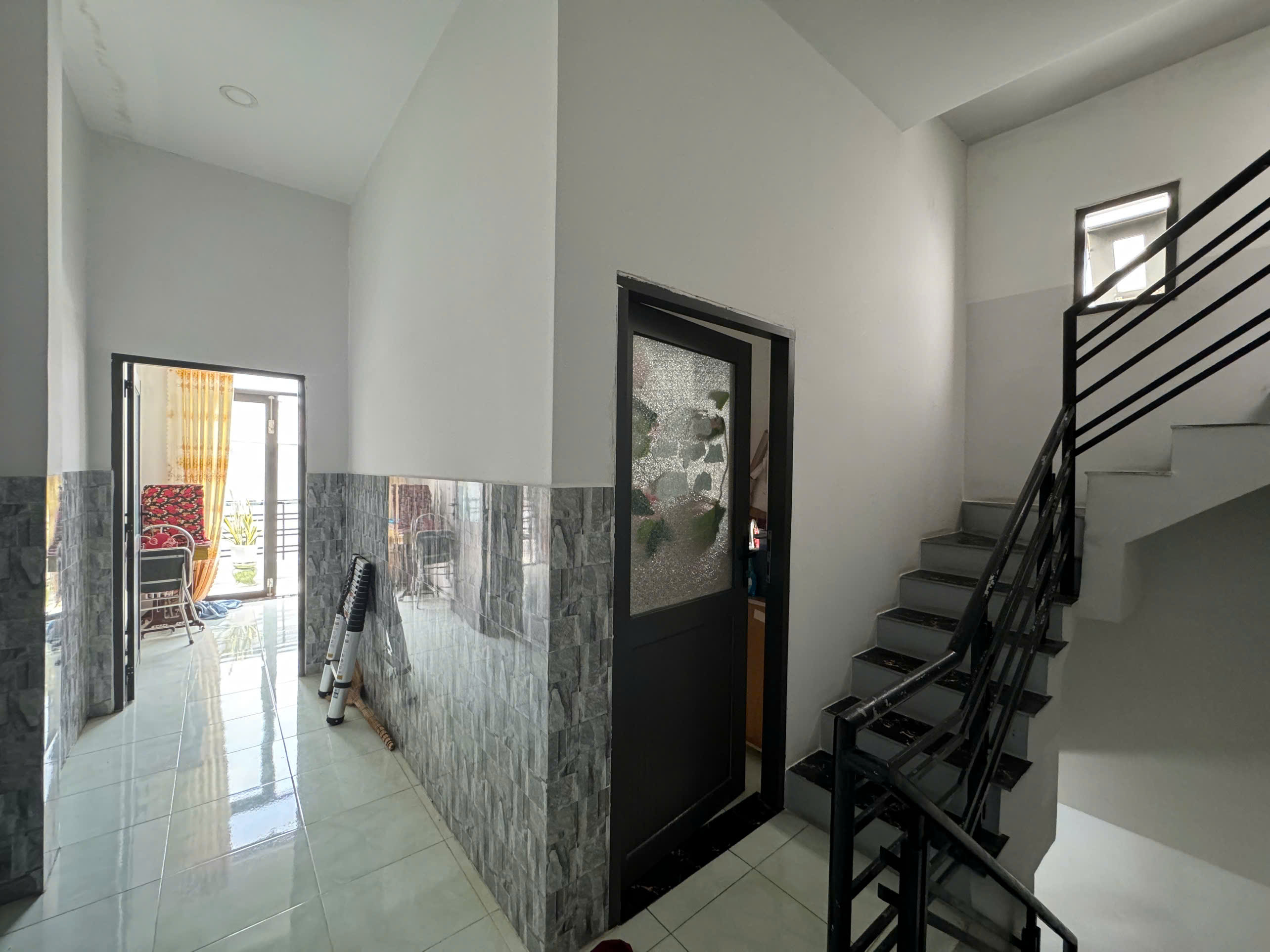 Bán nhà 3 tầng Tttp Biển Nha Trang tại hẻm Mai Xuân Thưởng , P. Vĩnh Hải ,Nha Trang , Khánh Hoà - - Ảnh 1