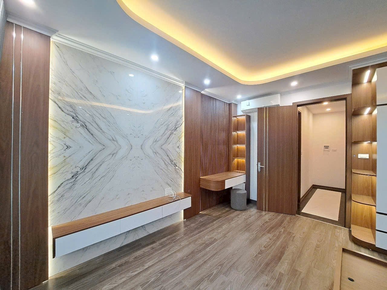 Chính chủ bán nhà 121 Thạch Bàn, Long Biên, Hà Nội. - Ảnh 1