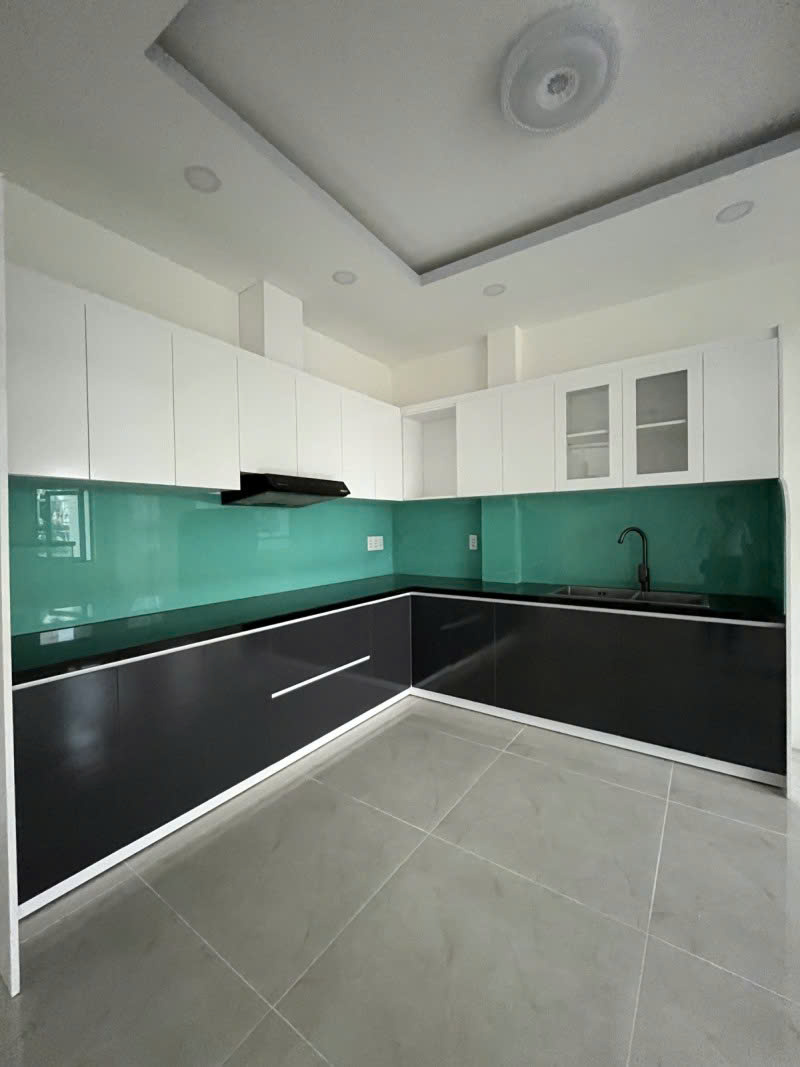 Bán nhà 2 Mặt tiền Lương Thế Vinh - Lũy Bán Bích, DT: 6/10x13.5m, 4 tầng, 15.6 tỷ - Ảnh 3