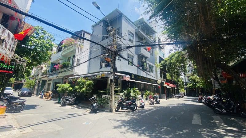 Bán nhà Lô góc Hẻm 10m Nguyễn Thái Bình - K300,  DT: 5.5x14m, 3T, HDT 60tr, 20.5 tỷ. - Ảnh chính