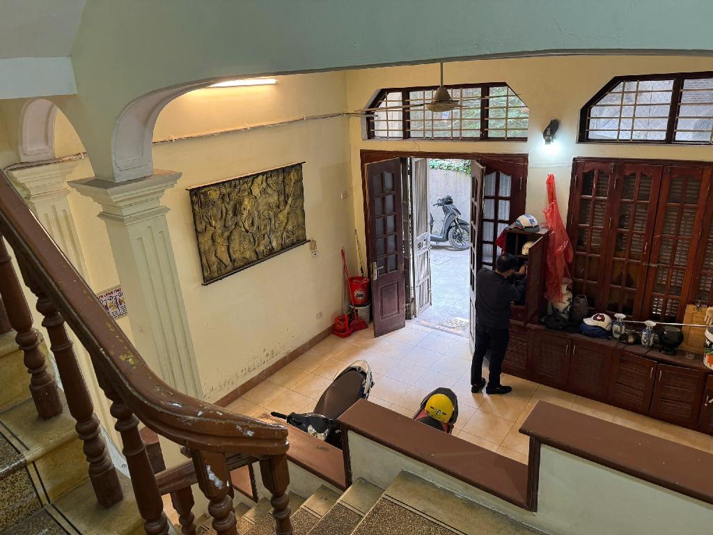 Siêu phẩm Hoàng Cầu 52m 4 tầng chỉ 13,5 tỷ, vị trí đắc địa, mặt tiền quyền lực, sinh lời nhanh - Ảnh 2