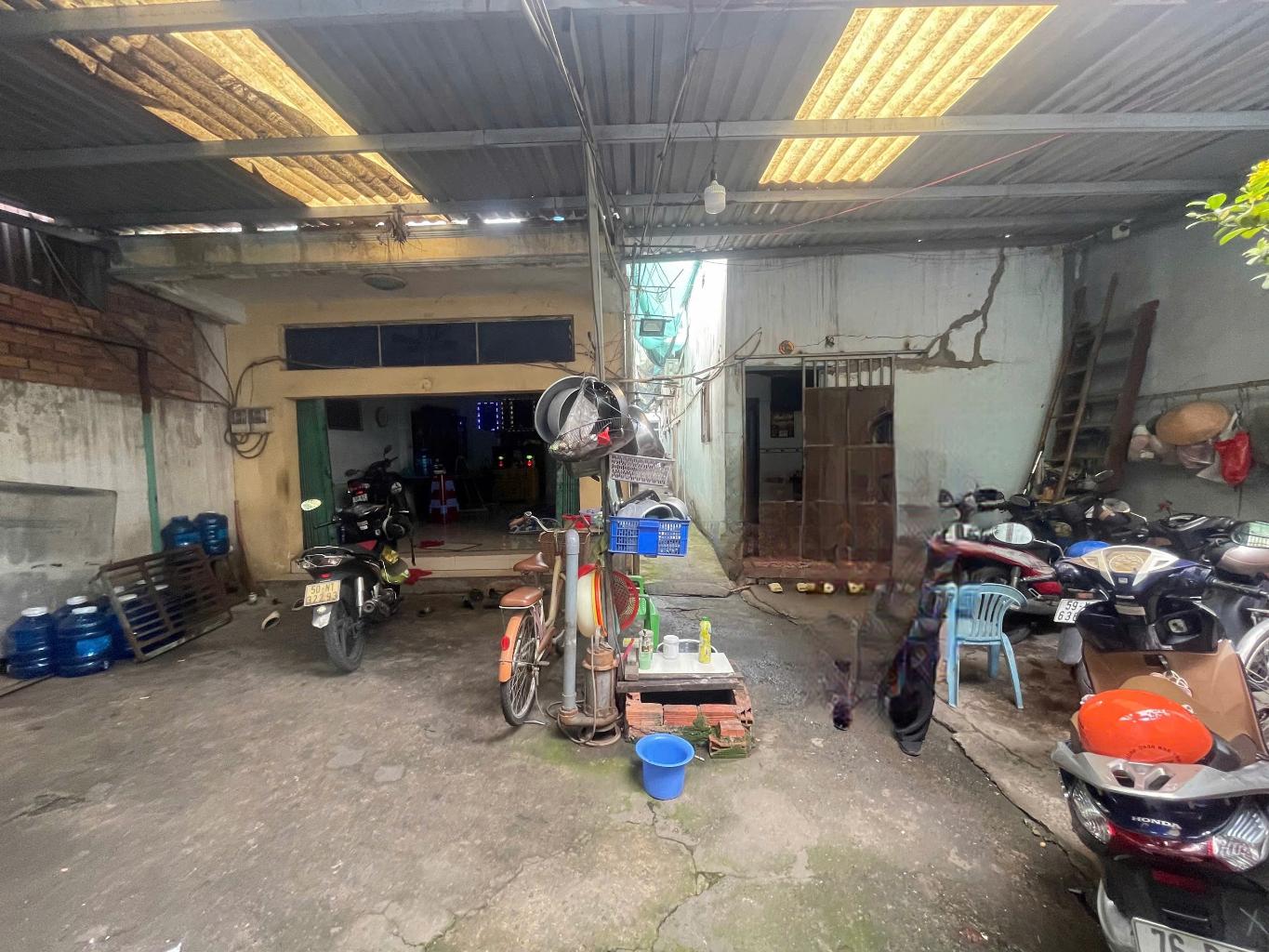 BÁN ĐẤT LỚN - MẶT TIỀN HỒ HỌC LÃM -  KHU TÊN LỬA - AEON BÌNH TÂN - 351M2 (13X27) - 33 TỈ - Ảnh 2