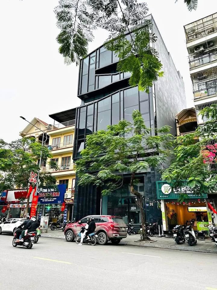 BÁN GẤP NHÀ PHỐ KHUẤT DUY TIẾN, VỈA HÈ KINH DOANH_DT 60M2, 5 TẦNG, MT 5M, 22 TỶ - Ảnh chính