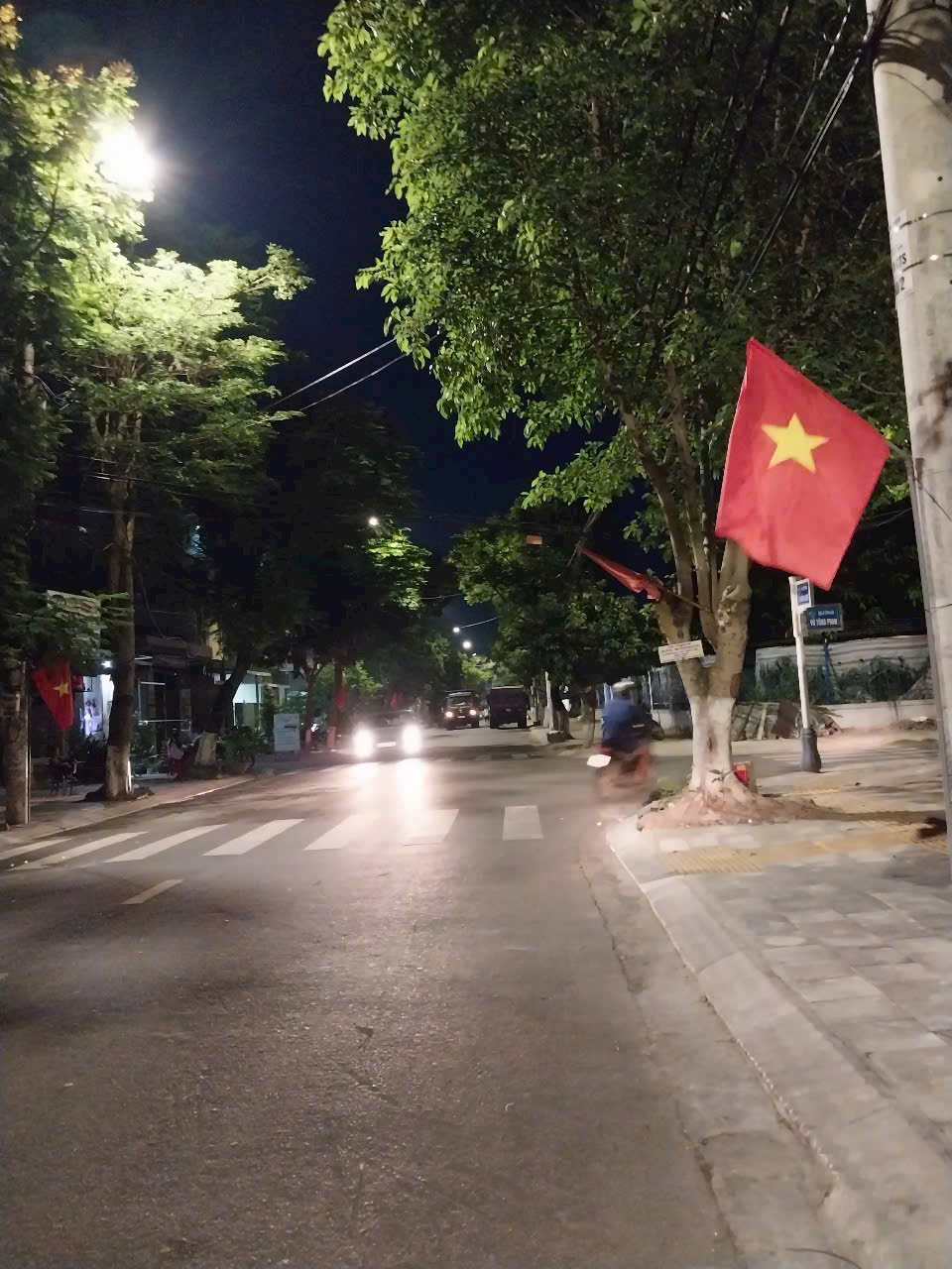 BÁN LÔ ĐẤT VUÔNG VỨC TẶNG NHÀ C4 NGUYỄN ĐÌNH, GẦN VÕ NGUYÊN GIÁP, DT 80M2, NGANG 8M, GIÁ CHỈ 8 TỶ - Ảnh 1