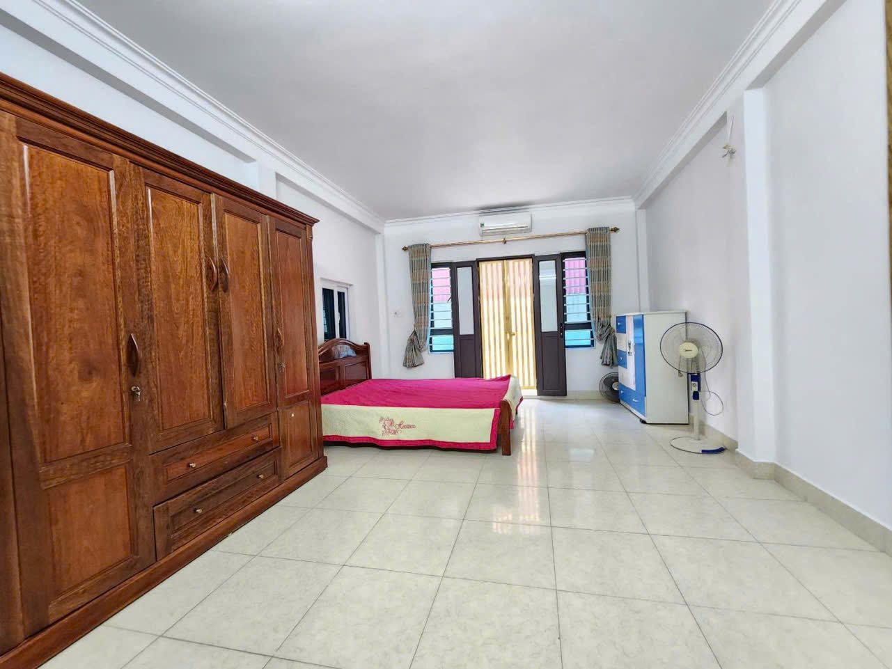 Bán Nhà Nam Dư Lĩnh Nam 42m 5 Tầng 5 phòng Tặng Hết Nội Thất Sổ Đỏ Riêng - Ảnh 2