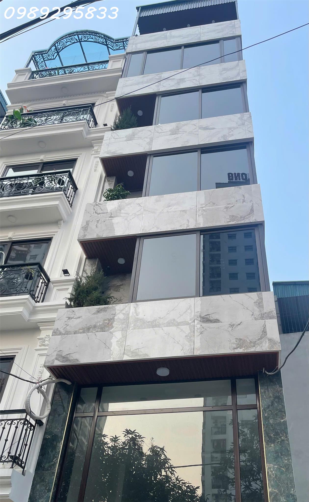 BÁN NHÀ PHÚC LỢI - LÔ GÓC - OTO VÀO NHÀ- DÒNG TIEN 20TR/THÁNG GIÁ CHỈ 10 TỶ - Ảnh chính