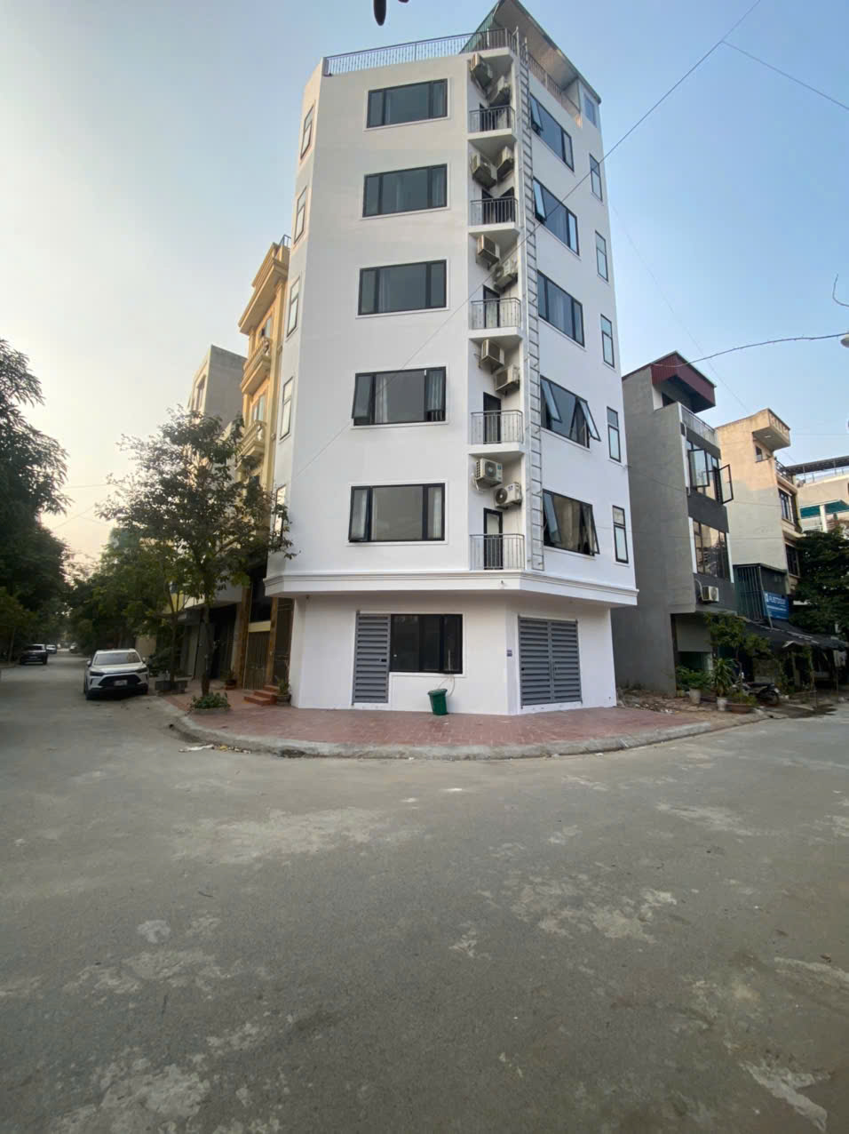 BÁN CCMN DỊCH VỤ MẬU LƯƠNG – LÔ GÓC – 7 TẦNG THANG MÁY – DOANH THU TRÊN 50 TRIỆU/THÁNG – GIÁ 12.x TỶ - Ảnh chính
