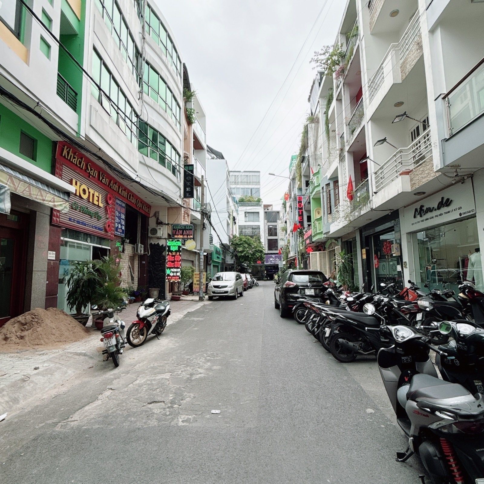 PHÚ NHUẬN MẶT RIỀN ĐƯỜNG HOA - RẤT HIẾM NHÀ BÁN - 50M2 - 5 TẦNG - KHÔNG QUY HOẠCH. KHÔNG LỘ GIỚI- - Ảnh 2