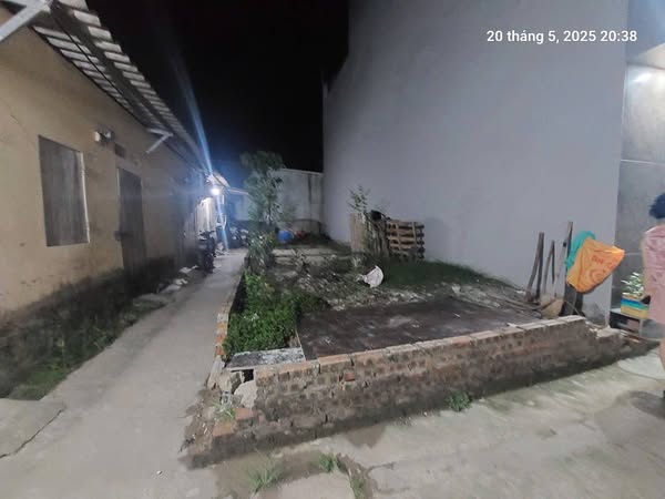 Cần tiền bán gấp:<br>Lô đất 57.1m2, mt4m, 4.35 tỷ, Đại Mạch, Đông Anh, ô tô nhỏ. - Ảnh chính