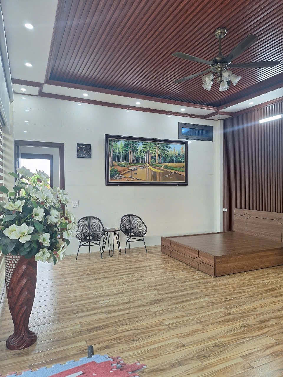 Cho thuê nhà có sân vườn + kho xưởng mặt phố Ngọc Thụy, Long Biên, HN. Dt 550m2 - Ảnh chính