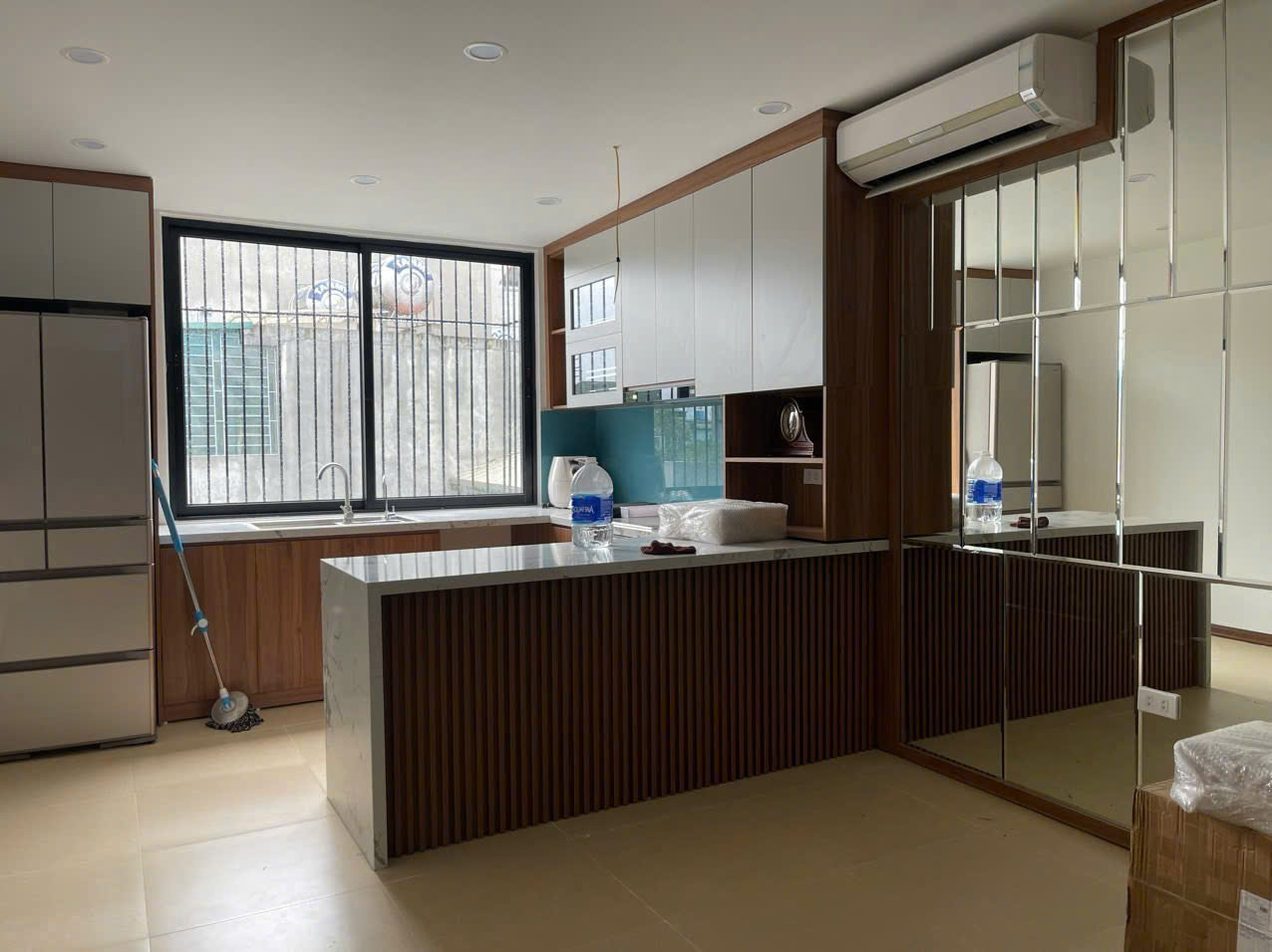 Bán nhà 50m 6T Lâm Du Bồ Đề, Long Biên , oto ,KD, giá 8,9ty. - Ảnh 1